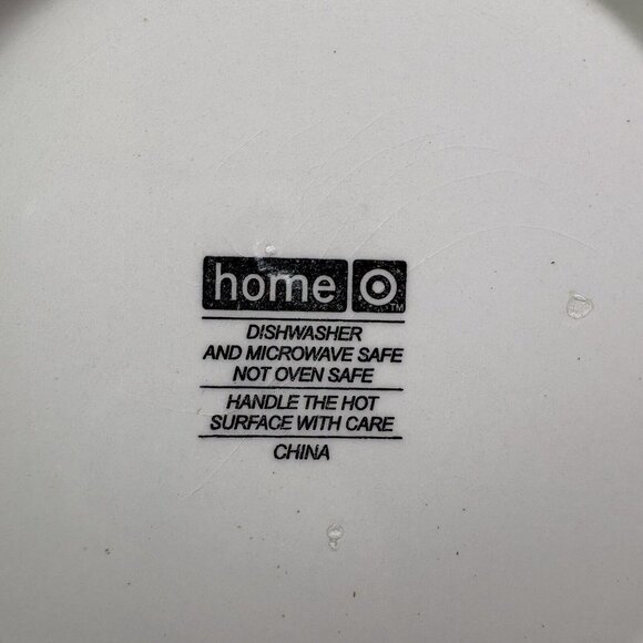 Home Target HMQ 73 Red Berries Green Tan Leaves Stoneware Dinner Plates Set of 2 - Picture 6 of 15